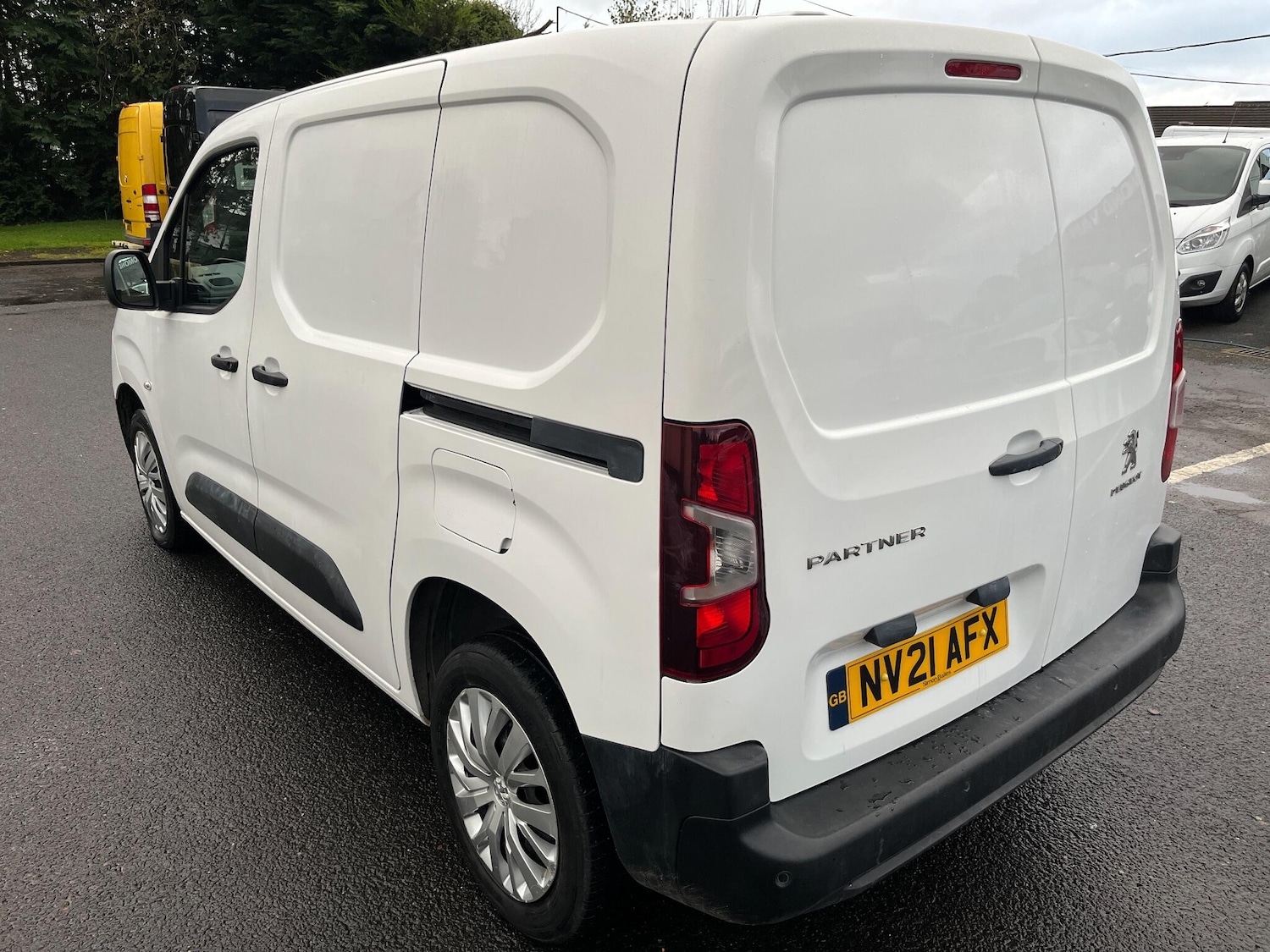 Used Peugeot Partner 2021 for sale - 76499399: Photo 3