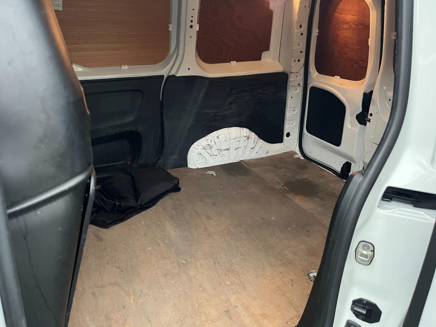 Used Peugeot Partner 2021 for sale - 76499399: Photo 7