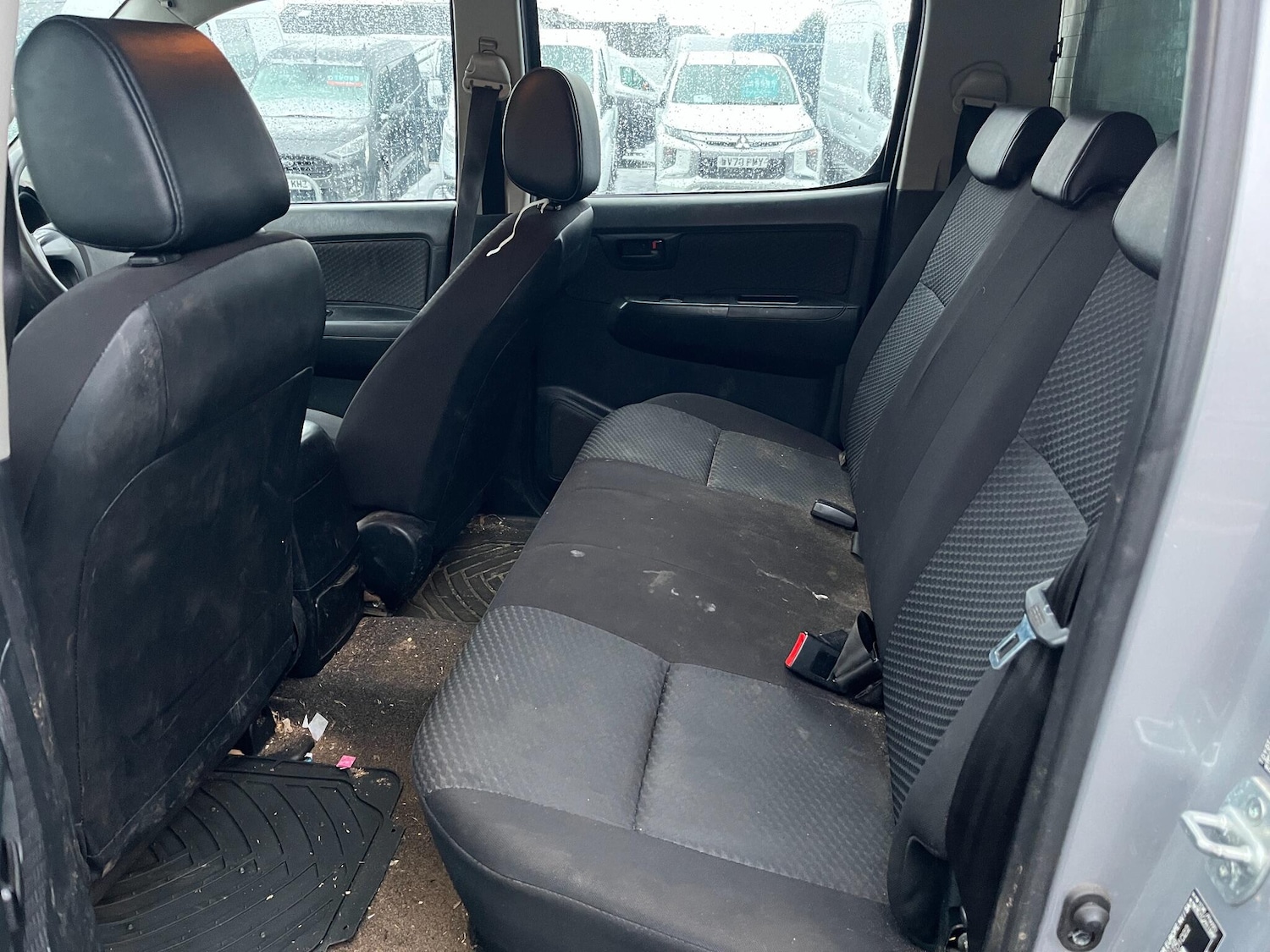 Used Toyota Hilux 2015 for sale - 77143401: Photo 9