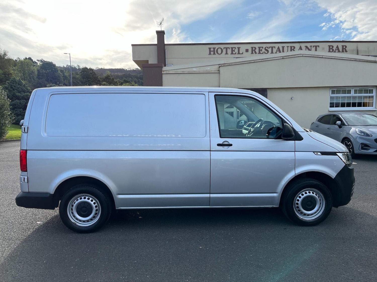 Used Volkswagen Transporter 2021 for sale - 77957188: Photo 8