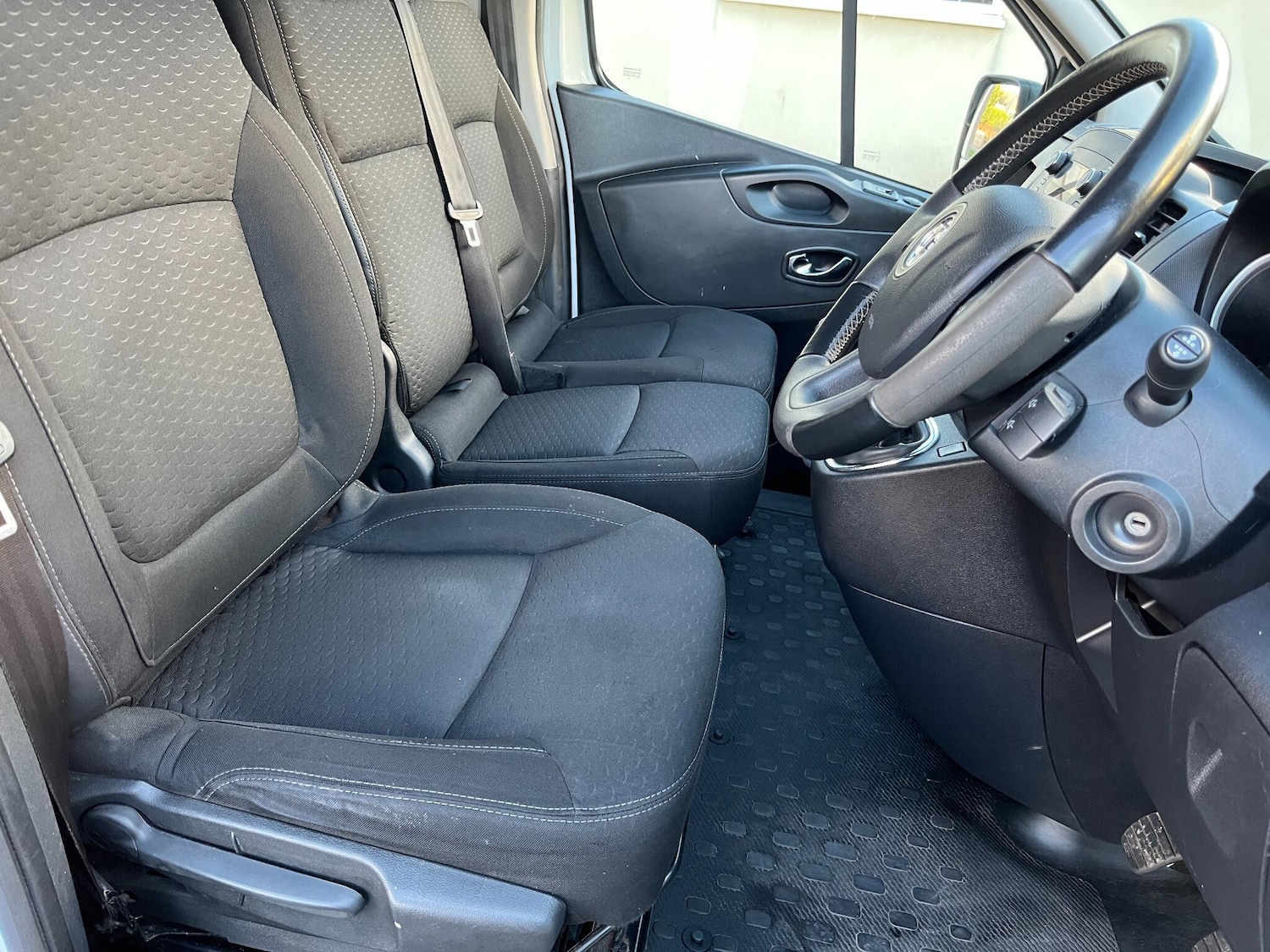 Used Vauxhall Vivaro 2018 for sale - 76646099: Photo 9