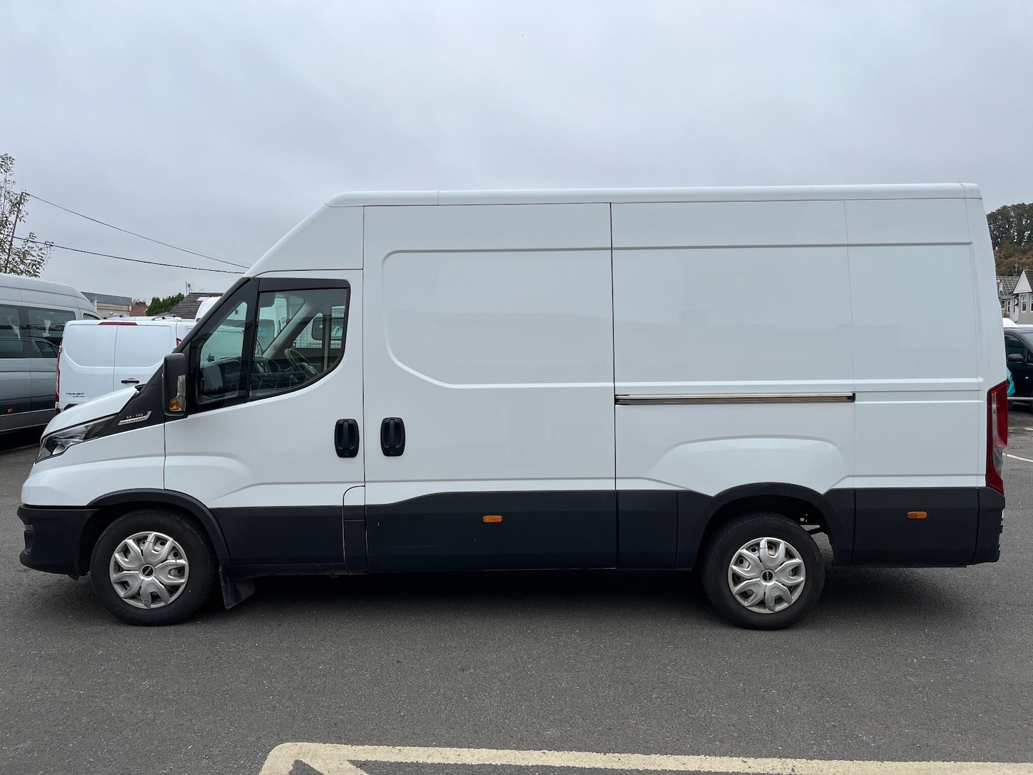 Used Iveco Daily 2022 for sale - 76269719: Photo 2