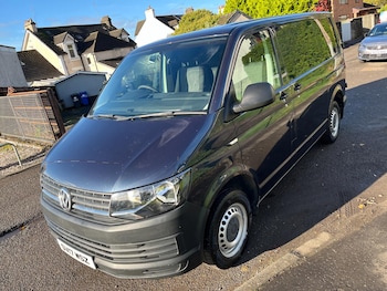 Used Volkswagen Transporter 2017 for sale - 76996127: Photo