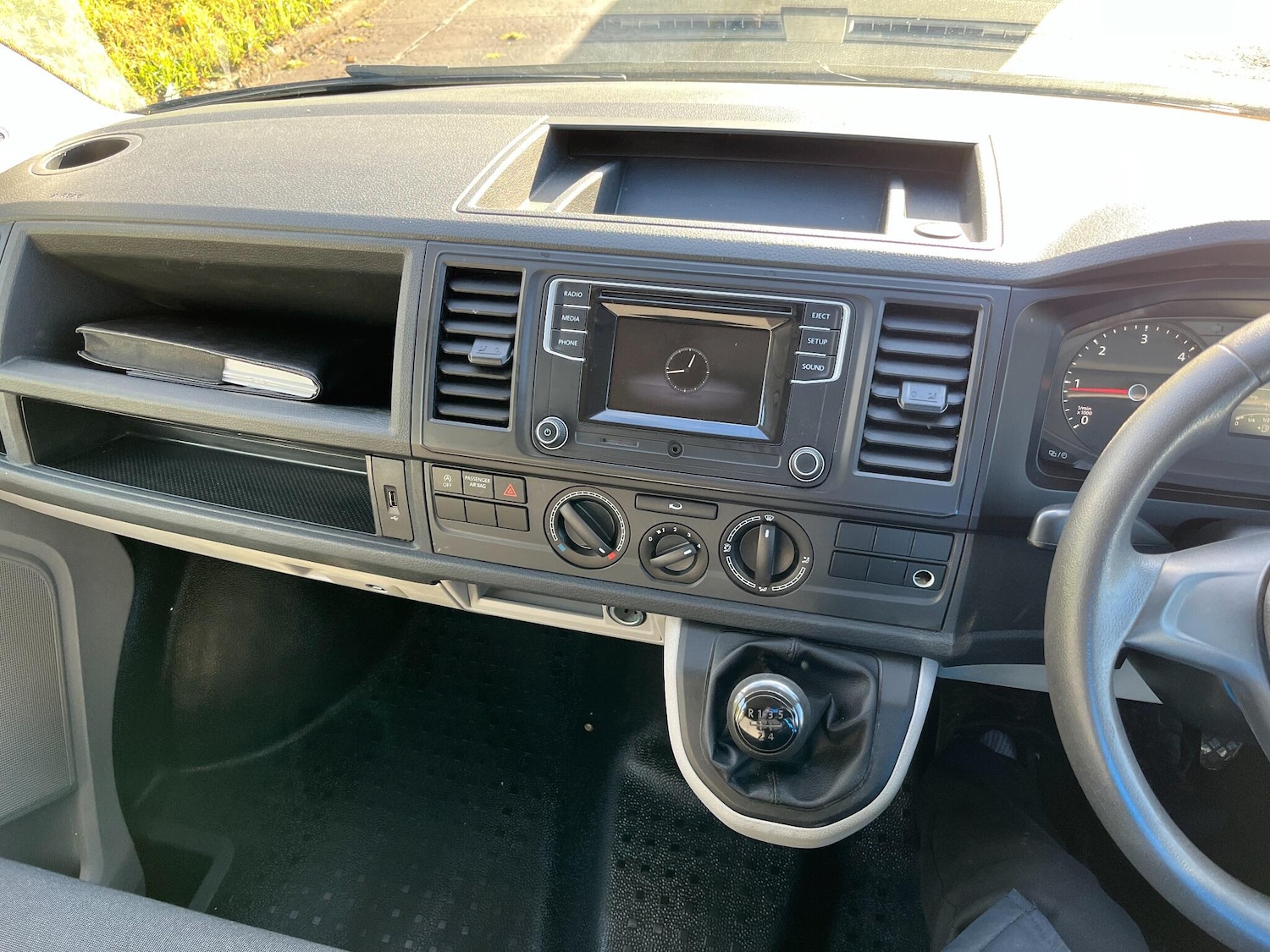 Used Volkswagen Transporter 2017 for sale - 76996127: Photo 8