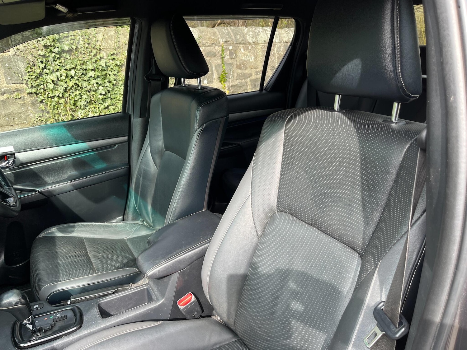 Used Toyota Hilux for sale - 78115842: Photo 8