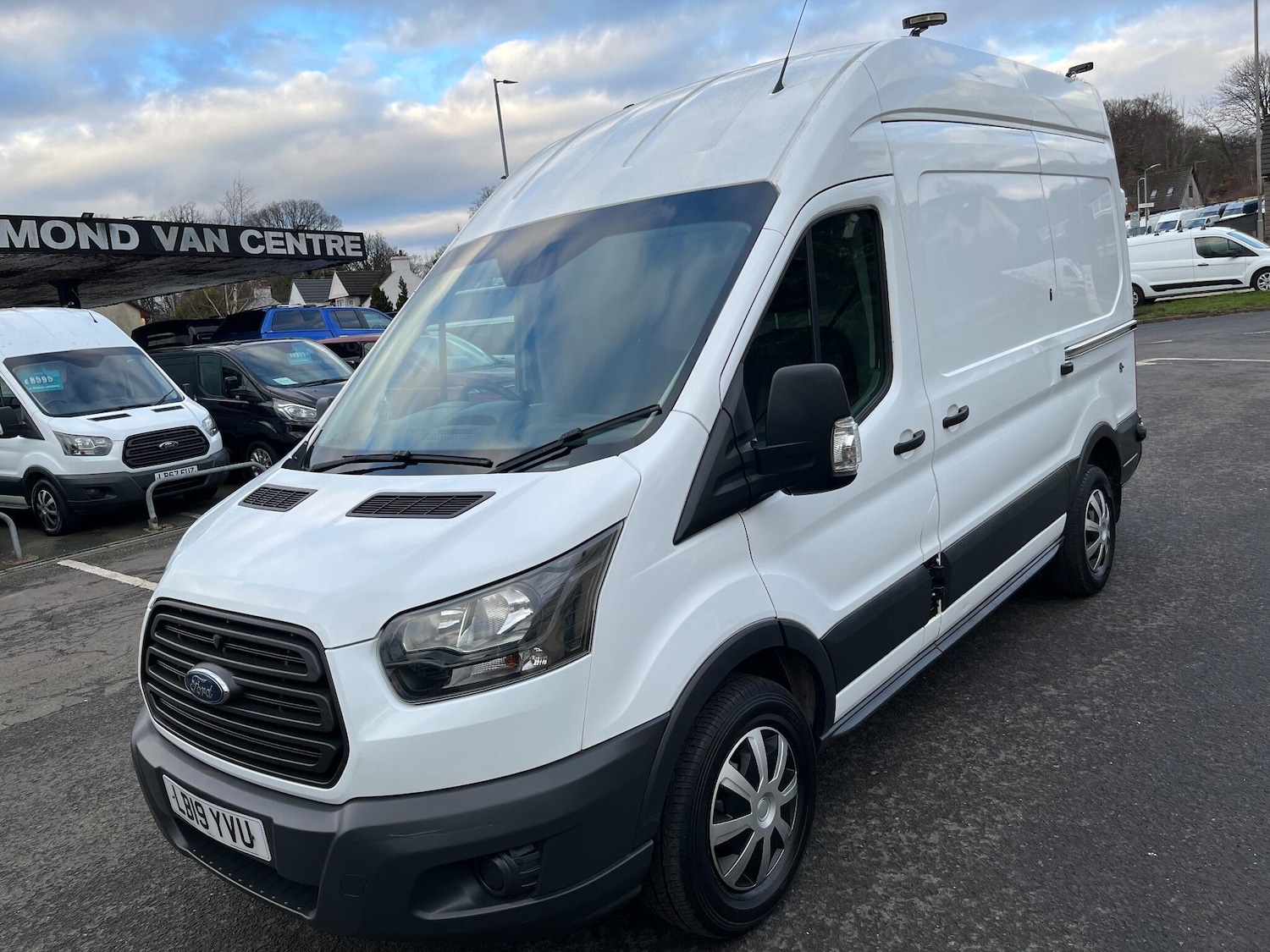 Used Ford Transit 2019 for sale - 77377176: Photo 2
