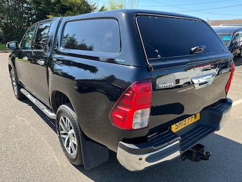 Used Toyota Hilux 2019 for sale - 78429886: Photo
