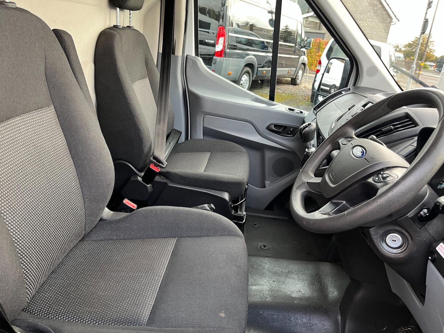 Used Ford Transit 2018 for sale - 76995408: Photo 13