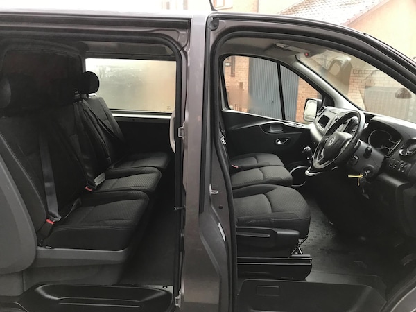 Used Vauxhall Vivaro 2015 for sale - 75102632: Photo 5