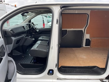 Used Vauxhall Vivaro 2021 for sale - 75532310: Photo