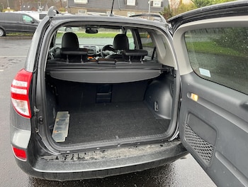 Used Toyota RAV4 2011 for sale - 77882302: Photo