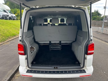 Used Volkswagen Transporter Shuttle 2015 for sale - 75449286: Photo