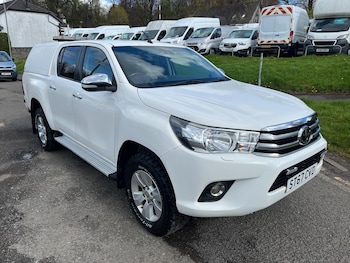 Used Toyota Hilux 2017 for sale - 78231120: Photo