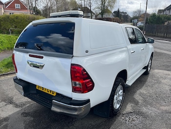 Used Toyota Hilux 2017 for sale - 78231120: Photo