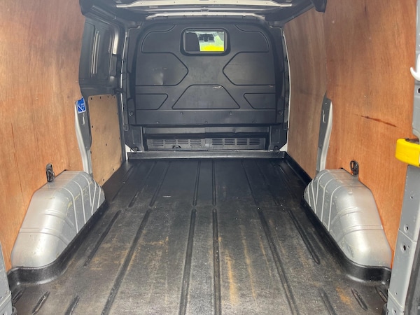 Used Ford Transit Custom 2017 for sale - 74958648: Photo 6