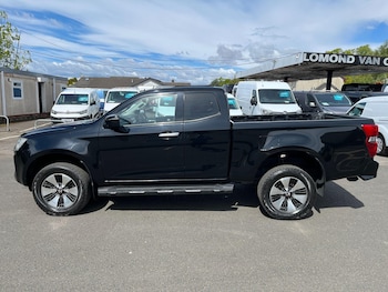 Used Isuzu D-Max 2023 for sale - 78585981: Photo