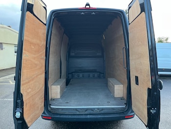 Used Mercedes-Benz Sprinter 2023 for sale - 76409081: Photo