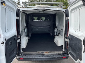 Used Vauxhall Vivaro 2017 for sale - 78245448: Photo