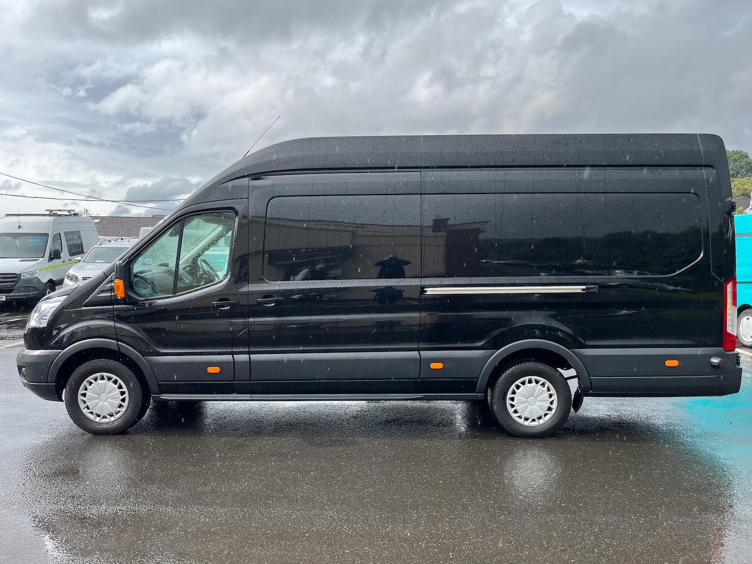 Used Ford Transit 2017 for sale - 77909321: Photo 3