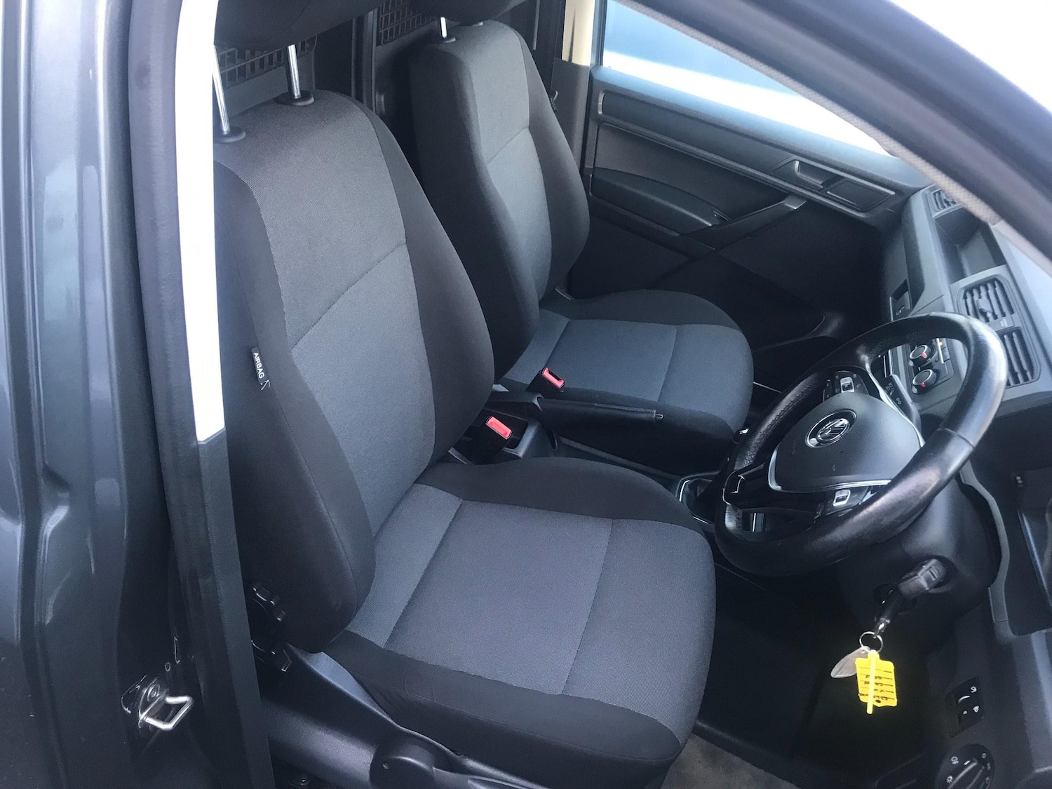 Used Volkswagen Caddy 2019 for sale - 76688769: Photo 2