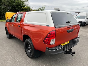 Used Toyota Hilux 2021 for sale - 76690065: Photo