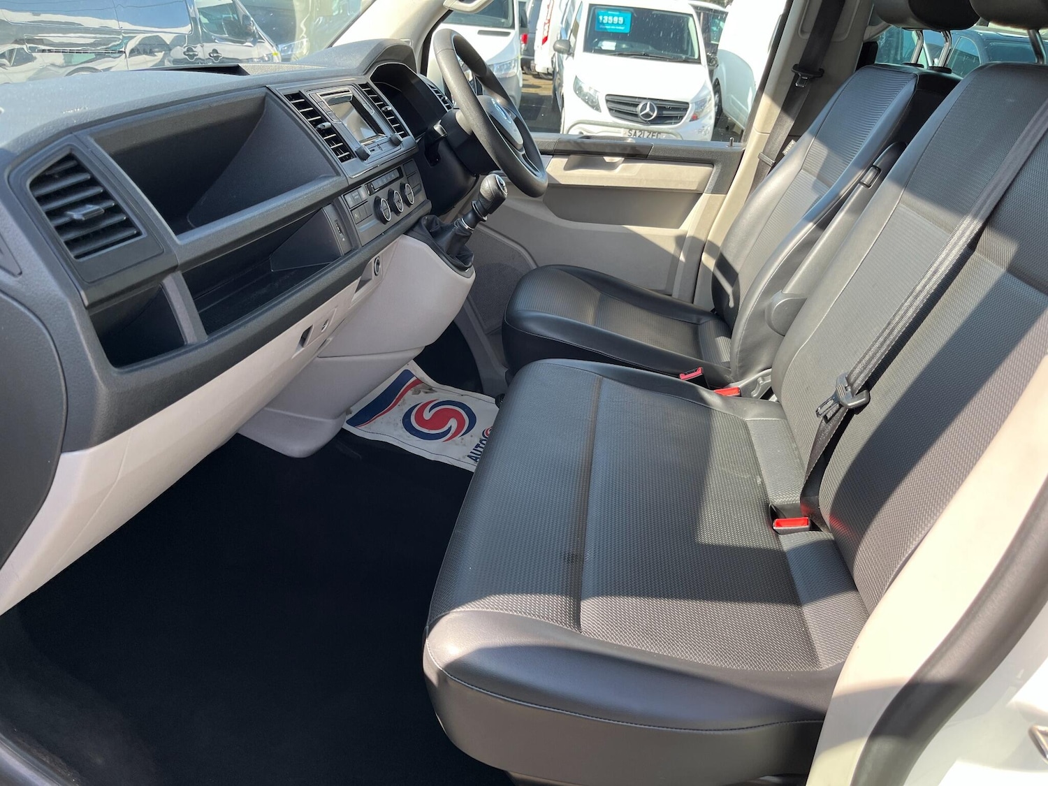 Used Volkswagen Transporter Shuttle 2019 for sale - 77957340: Photo 9