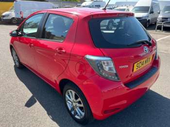 Used Toyota Yaris 2014 for sale - 74642242: Photo