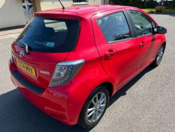 Used Toyota Yaris 2014 for sale - 74642242: Photo