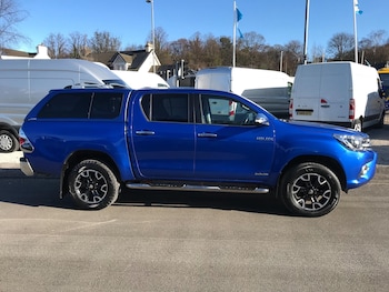 Used Toyota Hilux 2017 for sale - 76992261: Photo