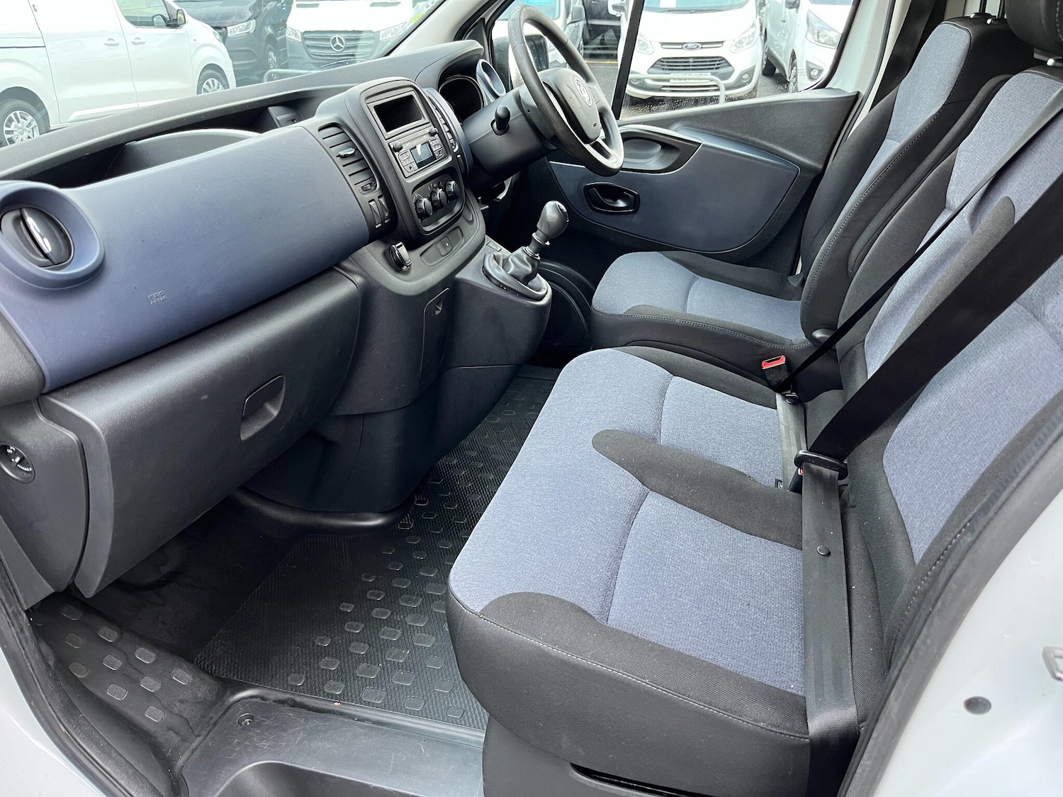 Used Vauxhall Vivaro 2018 for sale - 76823420: Photo 14