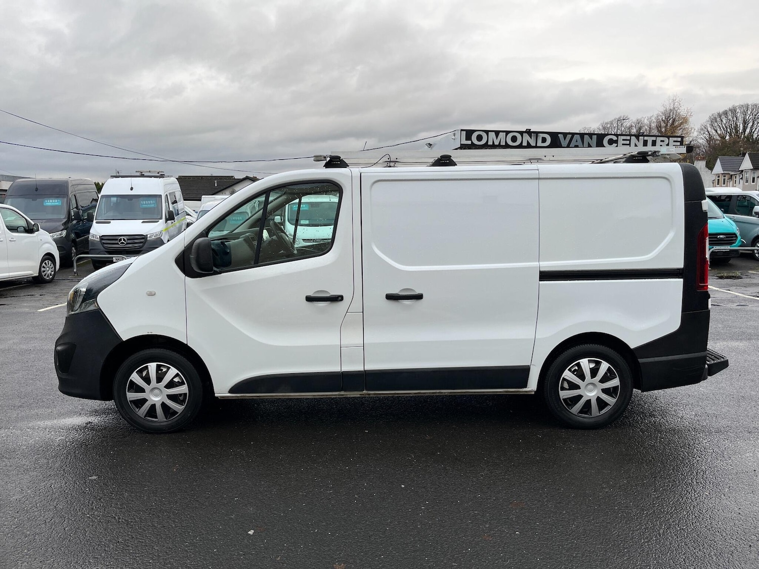 Used Vauxhall Vivaro 2018 for sale - 76823420: Photo 2