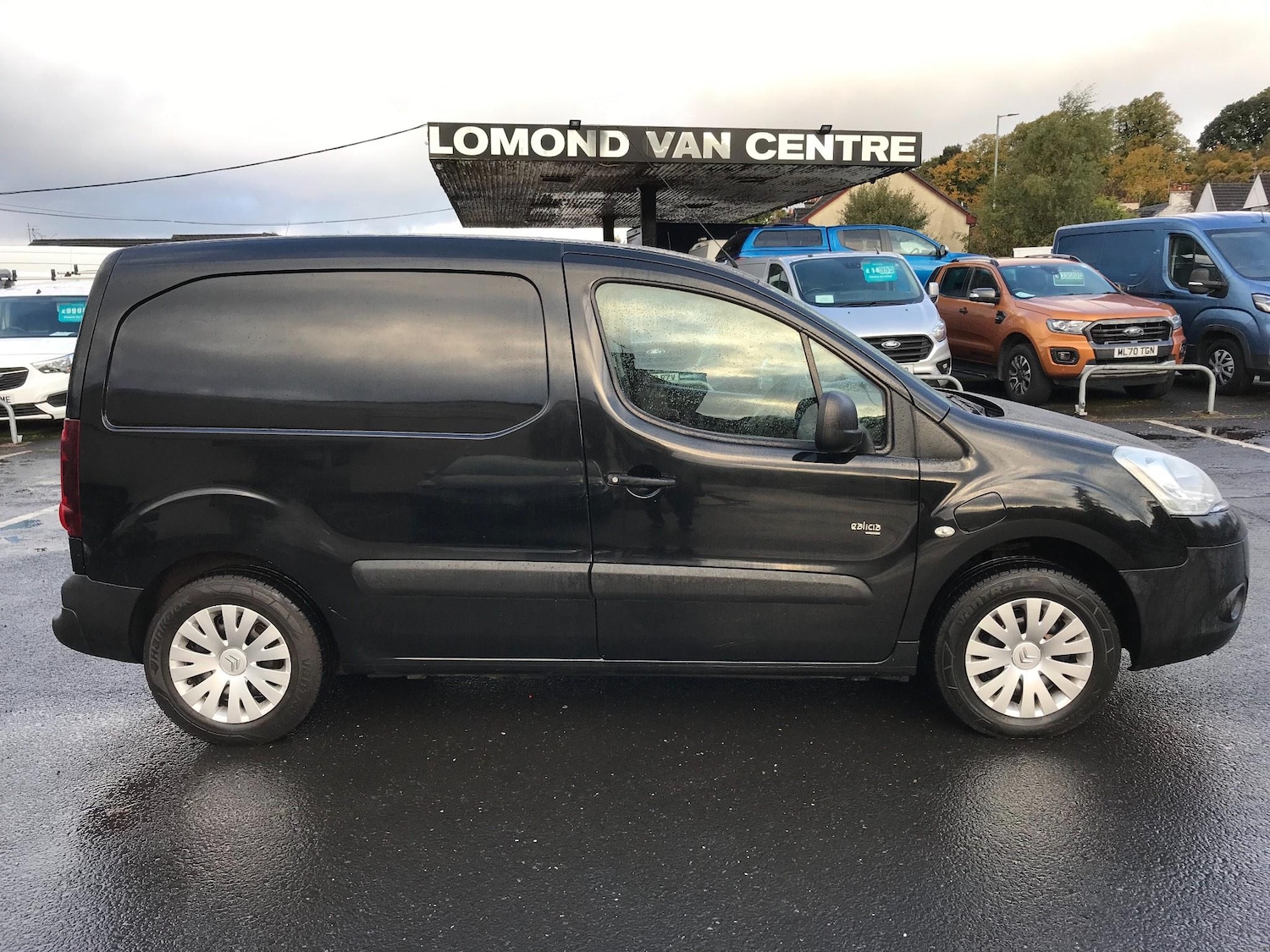 Used Citroen Berlingo 2015 for sale - 76988148: Photo 2