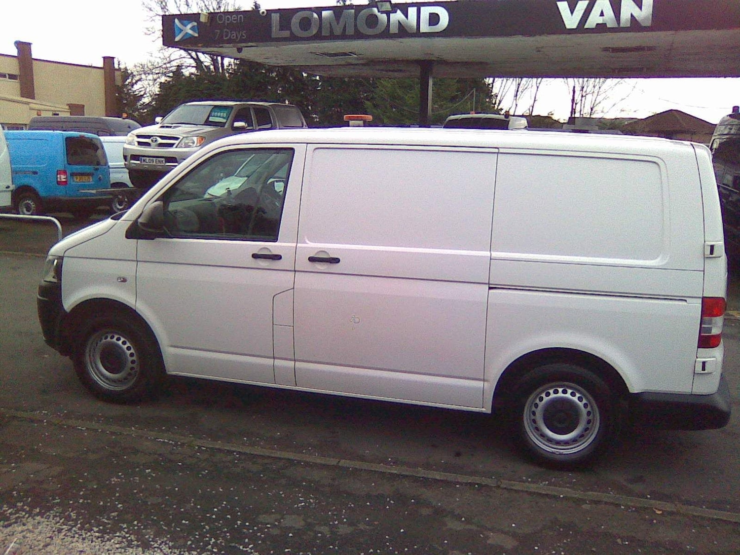 Used Volkswagen Transporter 2015 for sale - 76990963: Photo 3