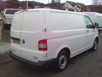 Used Volkswagen Transporter 2015 for sale - 76990963: Photo