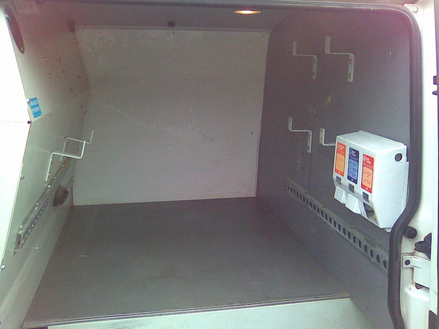 Used Volkswagen Transporter 2015 for sale - 76990963: Photo 9