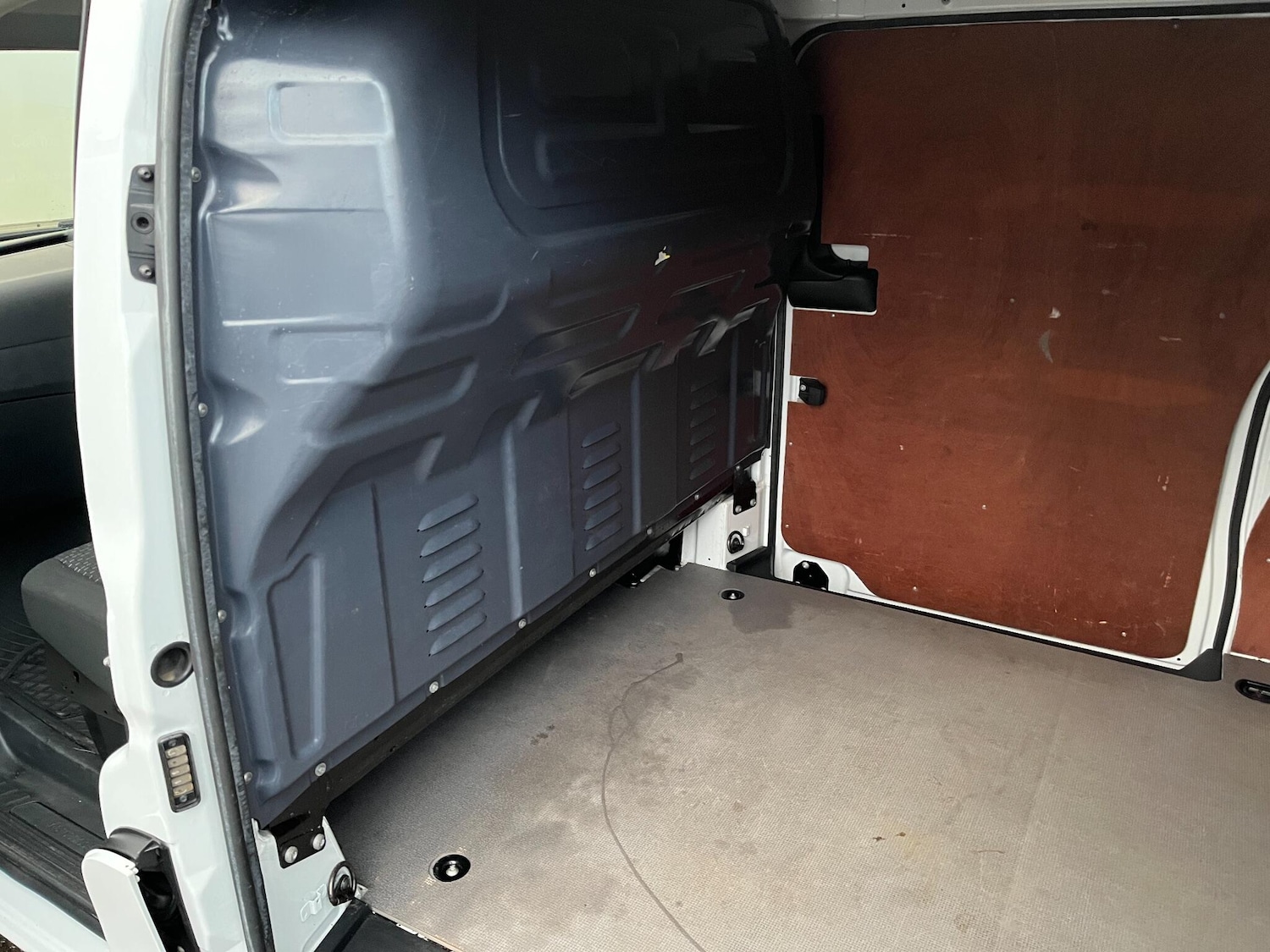 Used Mercedes-Benz Vito 2021 for sale - 76898693: Photo 10