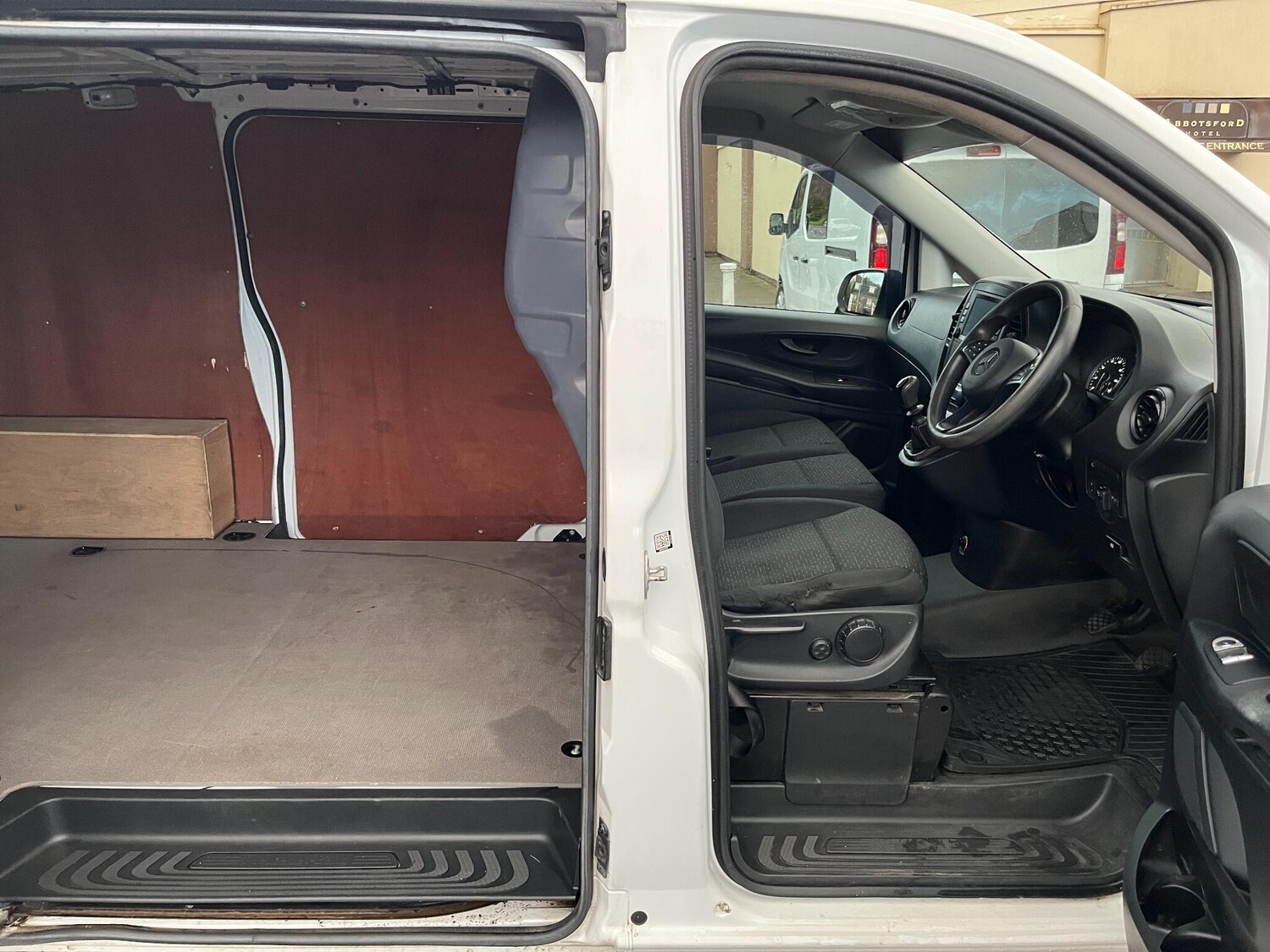 Used Mercedes-Benz Vito 2021 for sale - 76898693: Photo 9