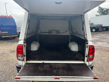 Used Toyota Hilux 2018 for sale - 78958579: Photo