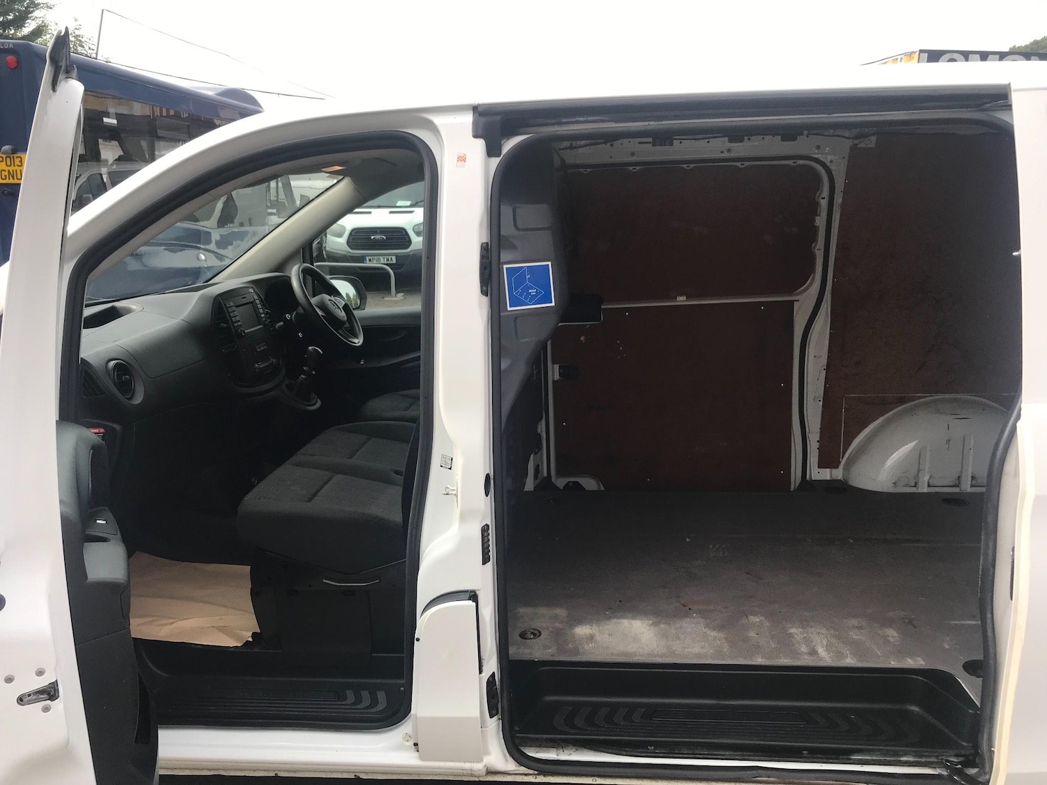 Used Mercedes-Benz Vito for sale - 76993267: Photo 10