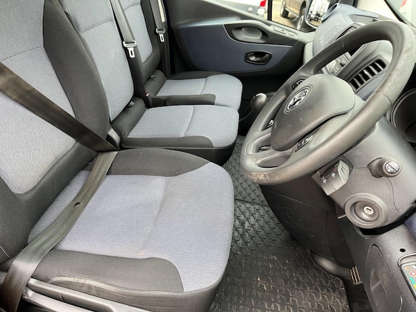 Used Vauxhall Vivaro 2018 for sale - 74909274: Photo 15