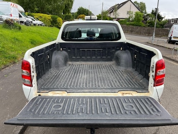 Used Mitsubishi L200 2018 for sale - 78741038: Photo
