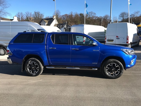 Used Toyota Hilux 2017 for sale - 73995427: Photo 2