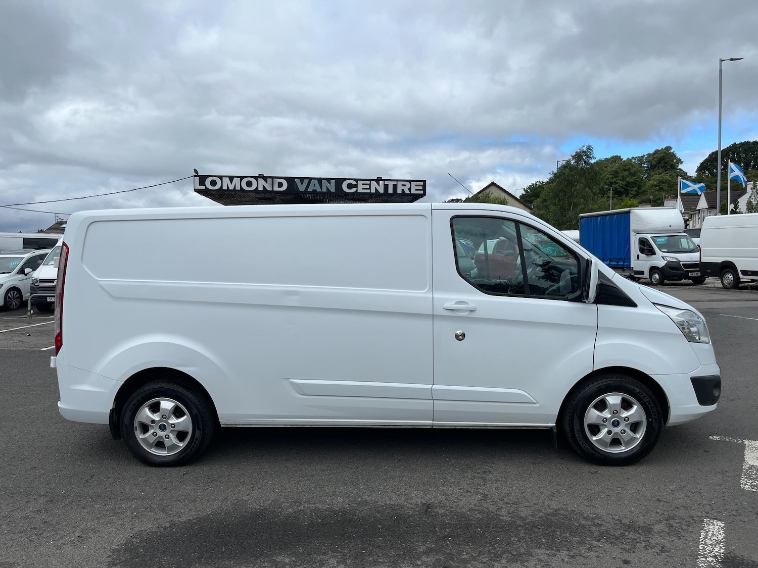 Used Ford Transit Custom 2017 for sale - 77396499: Photo 2