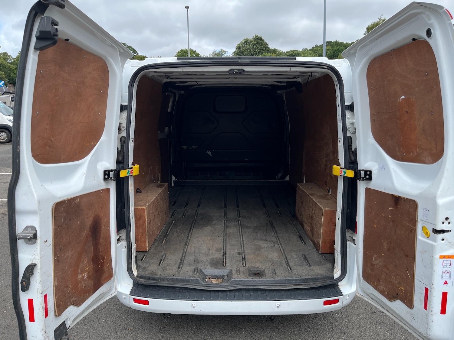 Used Ford Transit Custom 2017 for sale - 77396499: Photo 4