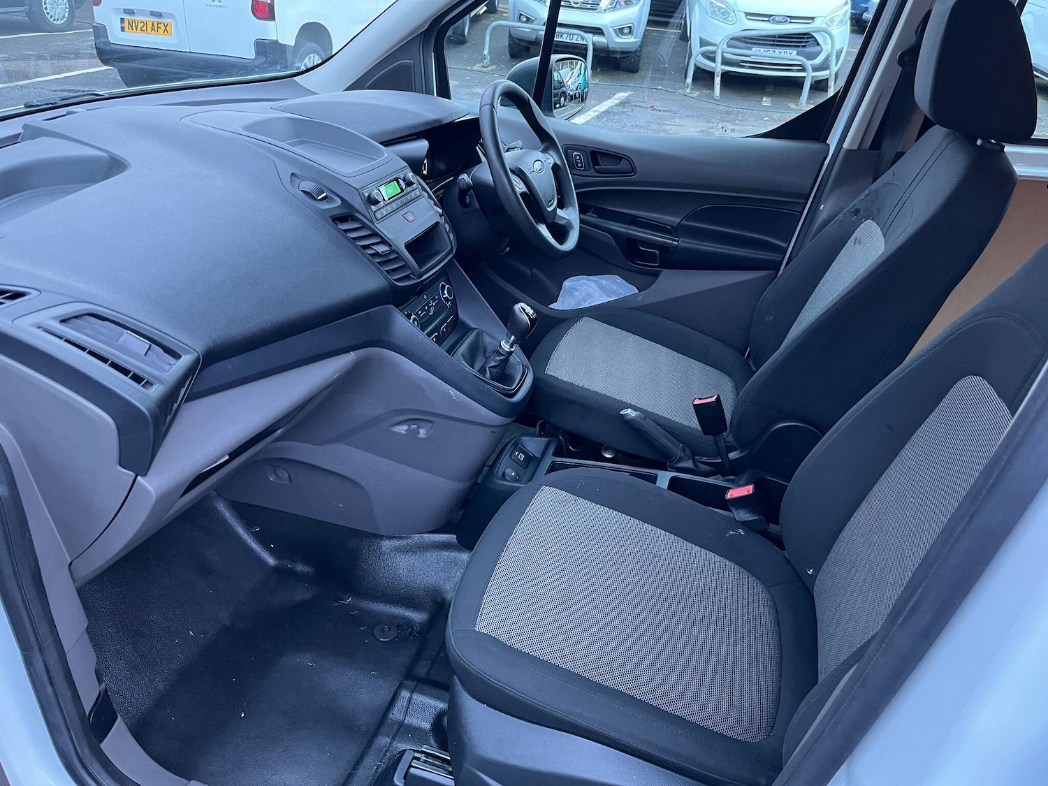 Used Ford Transit Connect 2020 for sale - 76512463: Photo 13