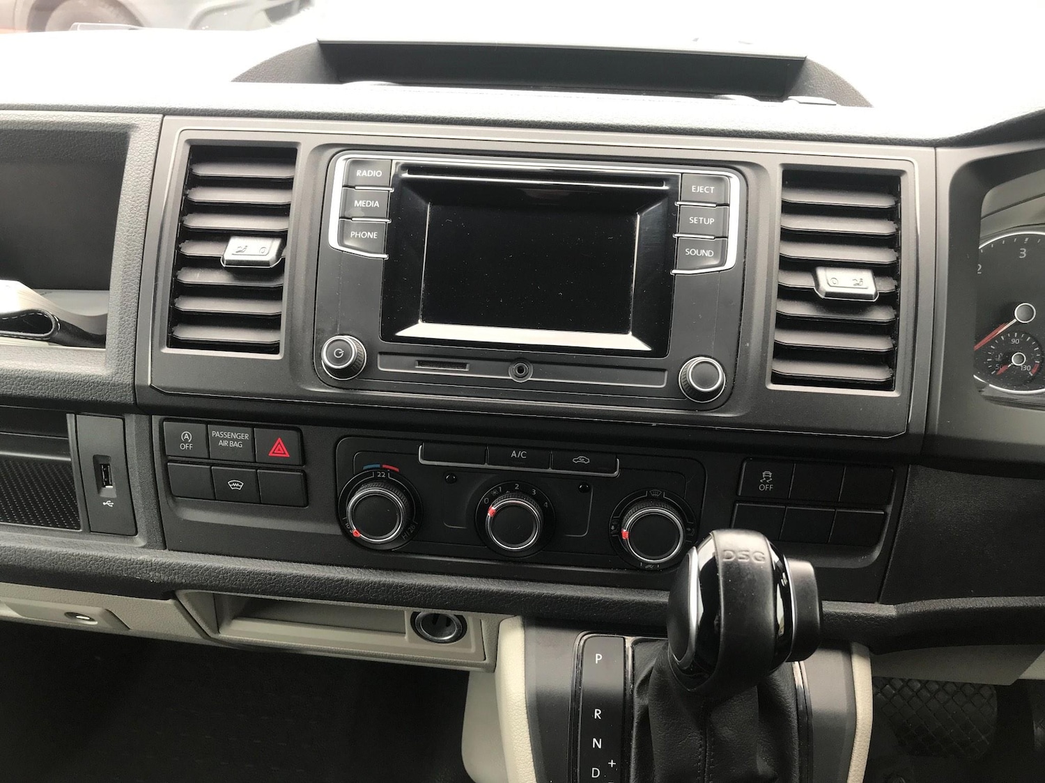 Used Volkswagen Transporter 2019 for sale - 77957983: Photo 11