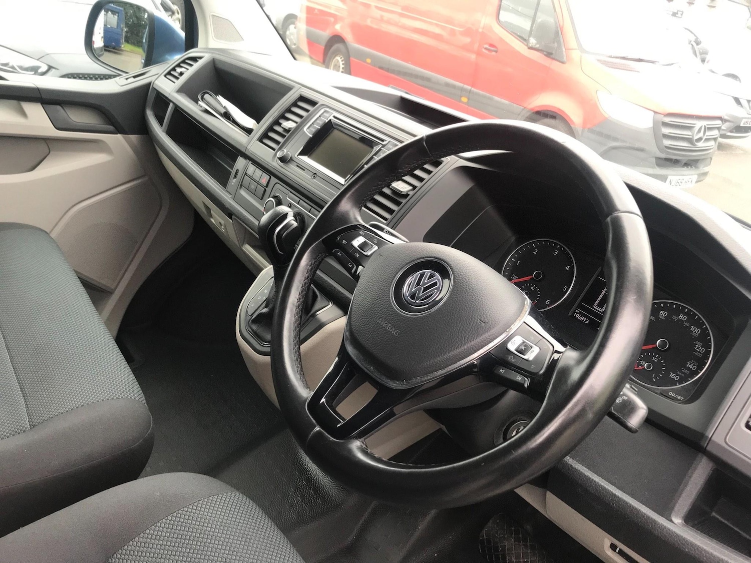 Used Volkswagen Transporter 2019 for sale - 77957983: Photo 12