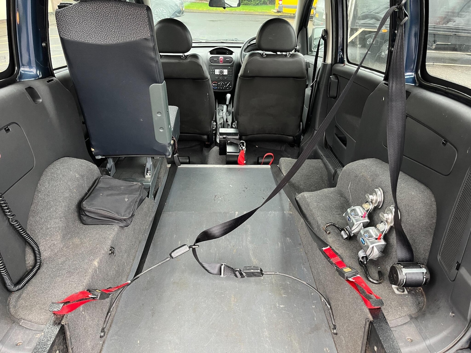 Used Vauxhall Combo 2011 for sale - 77633615: Photo 6