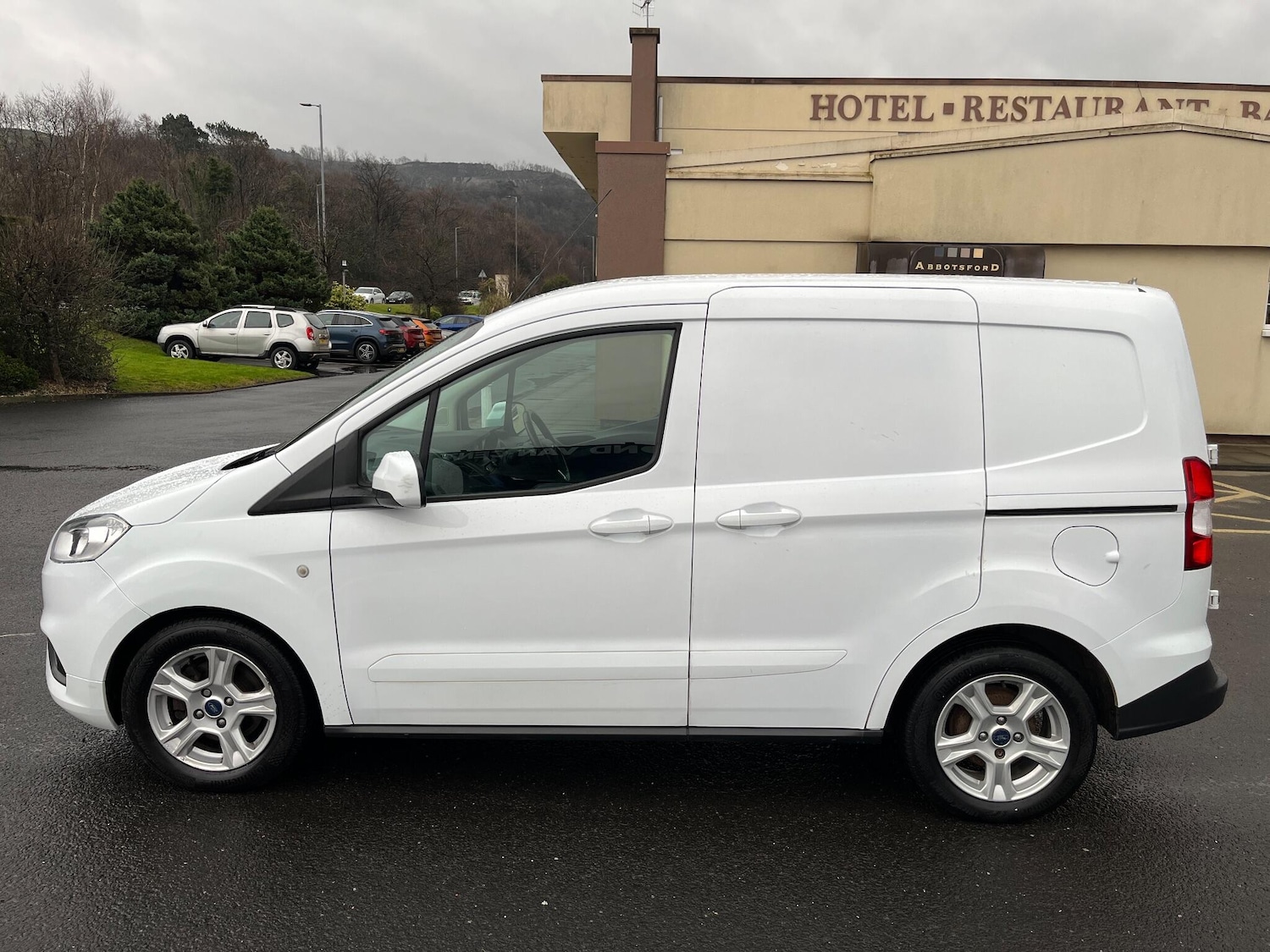 Used Ford Transit Courier 2022 for sale - 77291592: Photo 8