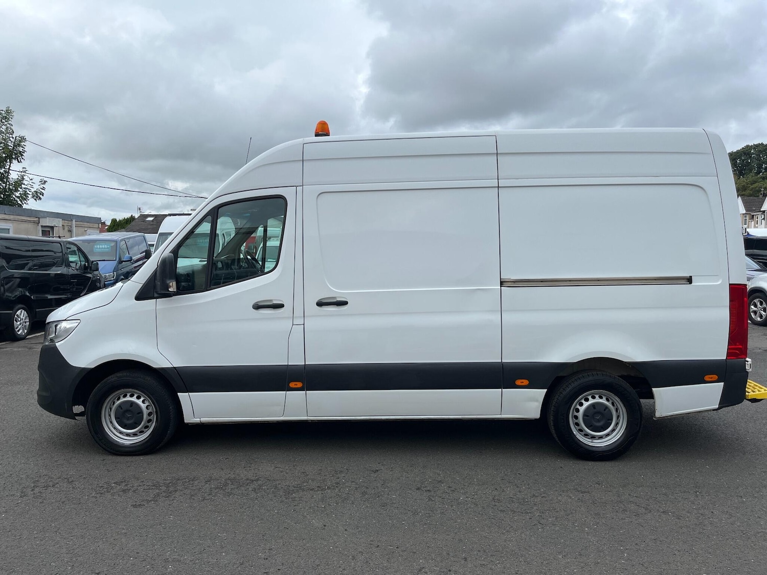 Used Mercedes-Benz Sprinter 2021 for sale - 76989031: Photo 2